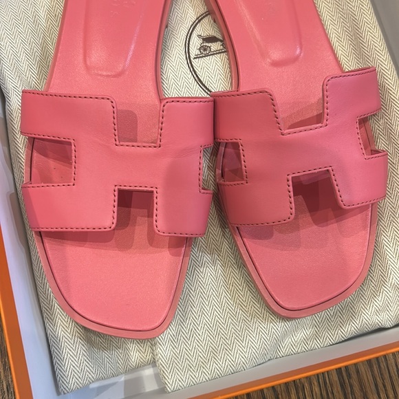 Hermes Pink Oran Slide Sandals - Picture 6 of 6